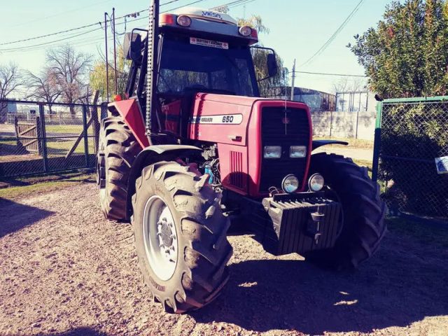 Tractor Massey Ferguson 650 Con Doble Tracción